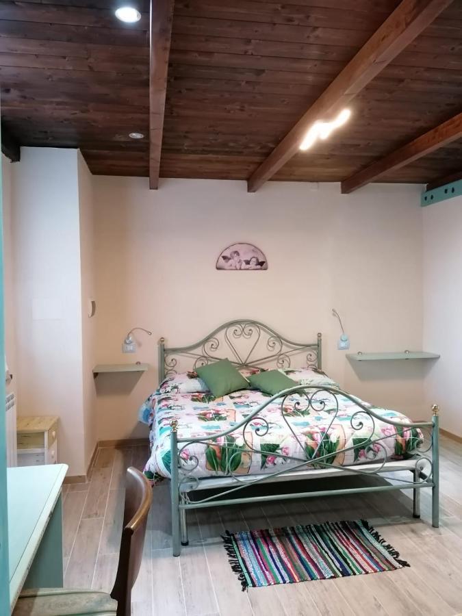 Il Castagneto Panzió Camerino Kültér fotó